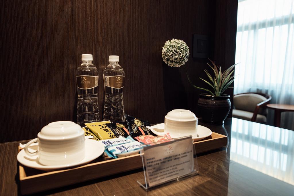 Hotel Sukimi Тайнан Екстериор снимка