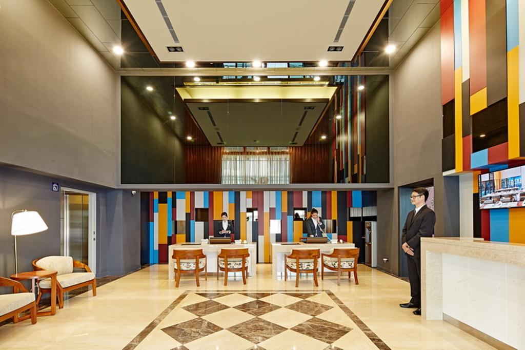 Hotel Sukimi Тайнан Екстериор снимка