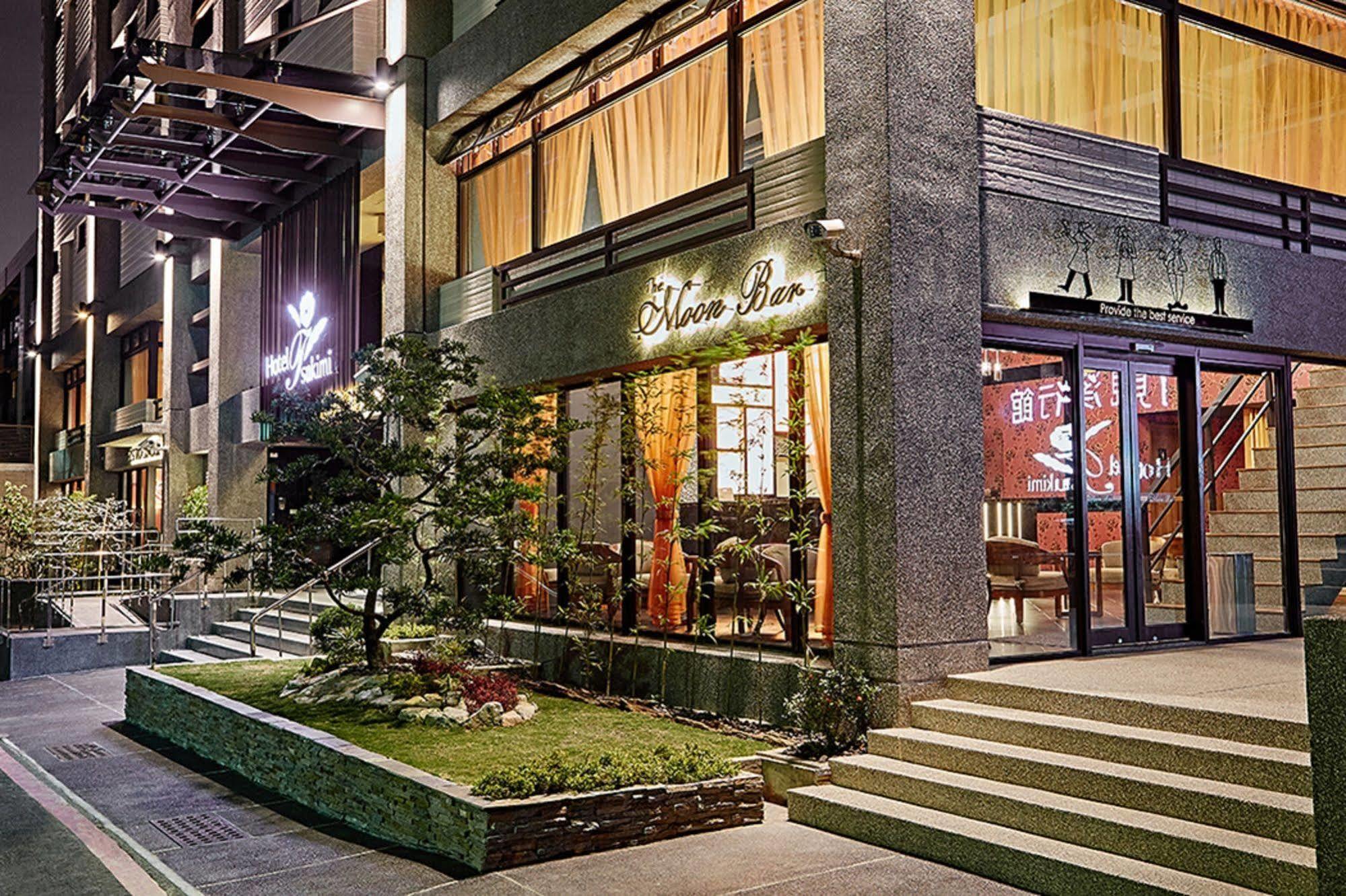 Hotel Sukimi Тайнан Екстериор снимка
