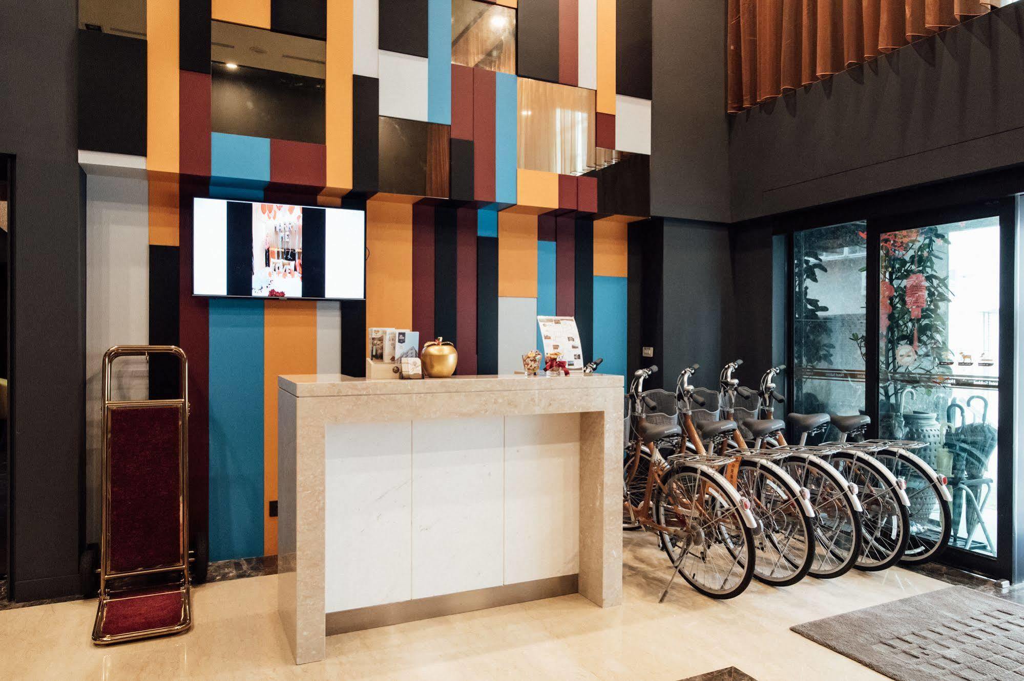 Hotel Sukimi Тайнан Екстериор снимка