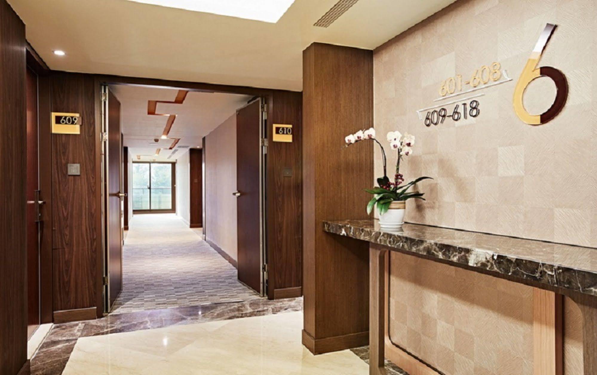 Hotel Sukimi Тайнан Екстериор снимка